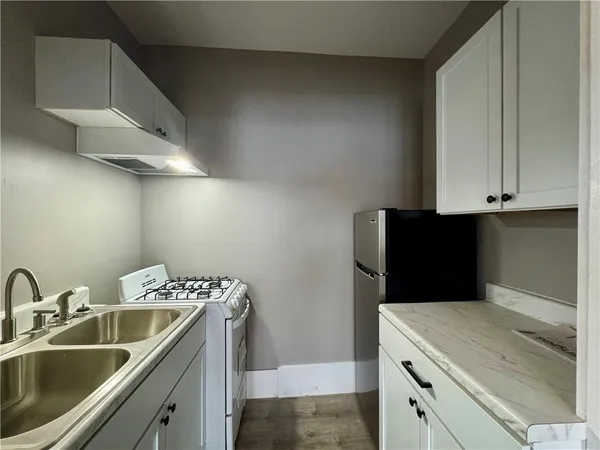 $950 | 2042 Dewey Avenue, Unit 4, Rochester, NY 14615