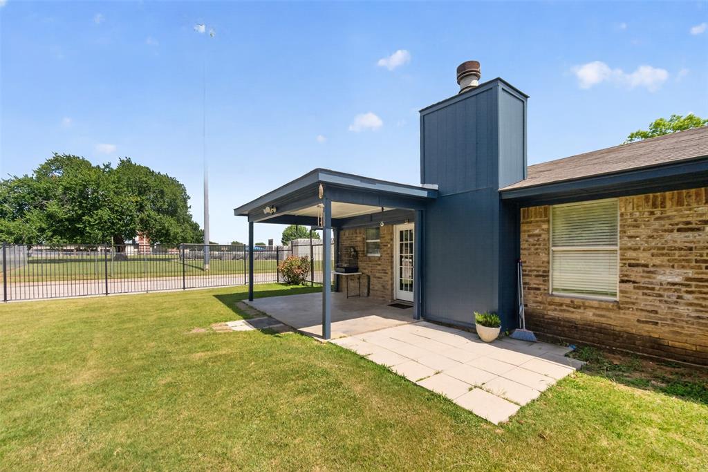 519 East 8th Street Irving, TX 75060 - Photo 25 of 31