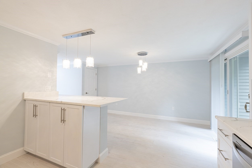 14 Deer Path, Unit 6 Maynard, MA 01754 - Photo 10 of 38
