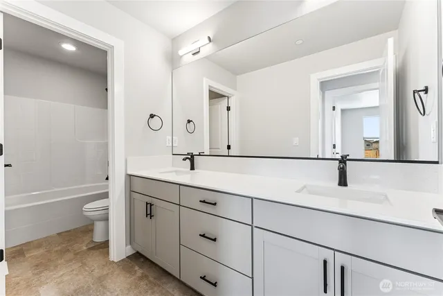 $799,900 | 13915 179th Street East, Unit 58, Puyallup, WA 98374