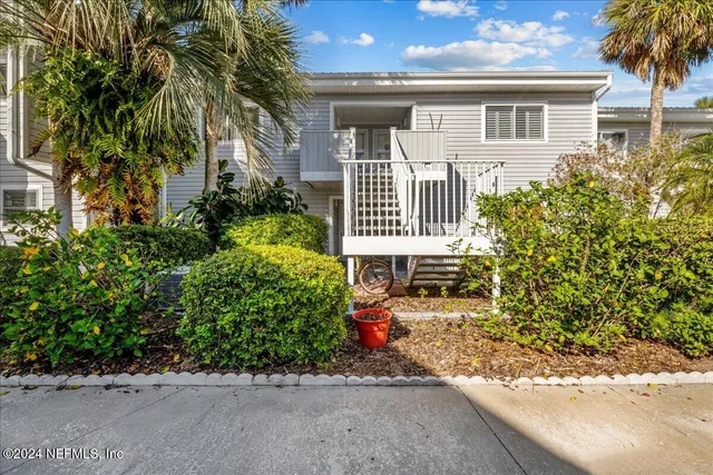 $229,000 | 179 Beecher's Point Drive, Unit C217, Welaka, FL 32193