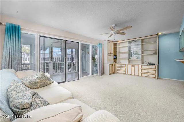 $229,000 | 179 Beecher's Point Drive, Unit C217, Welaka, FL 32193