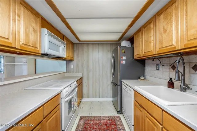 $229,000 | 179 Beecher's Point Drive, Unit C217, Welaka, FL 32193