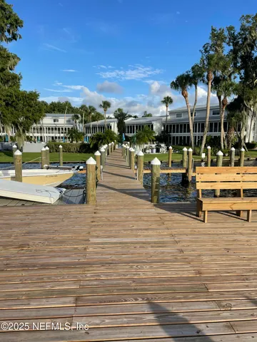 $229,000 | 179 Beecher's Point Drive, Unit C217, Welaka, FL 32193