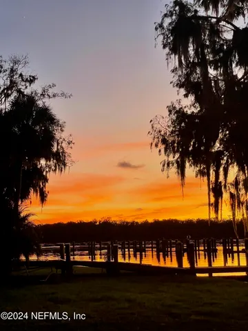 $229,000 | 179 Beecher's Point Drive, Unit C217, Welaka, FL 32193