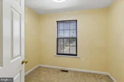 $389,990 | 5502 Trout Run Road, Clinton, MD 20735