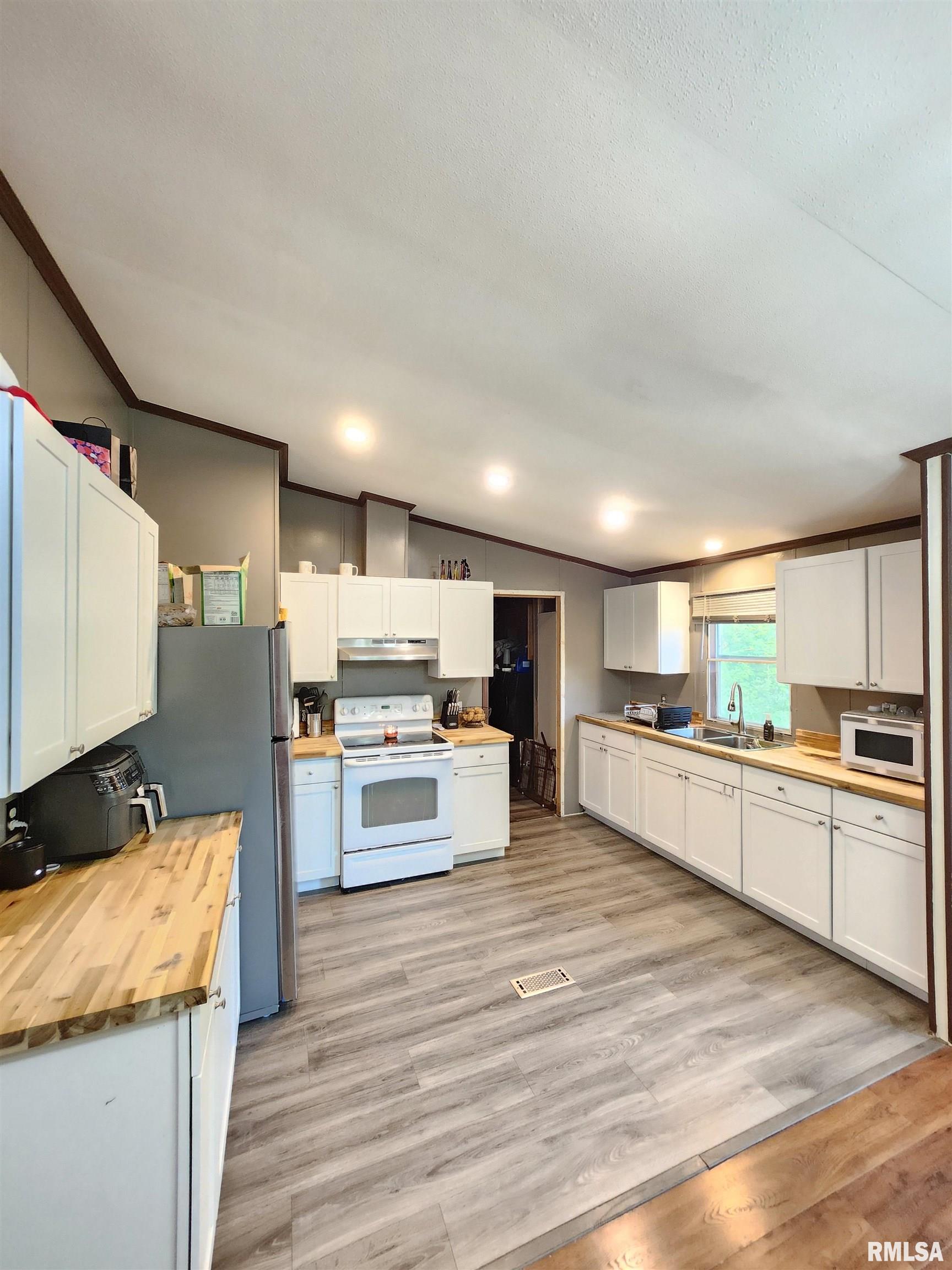 88 Jonesboro Road Murphysboro, IL 62966 - Photo 7 of 22