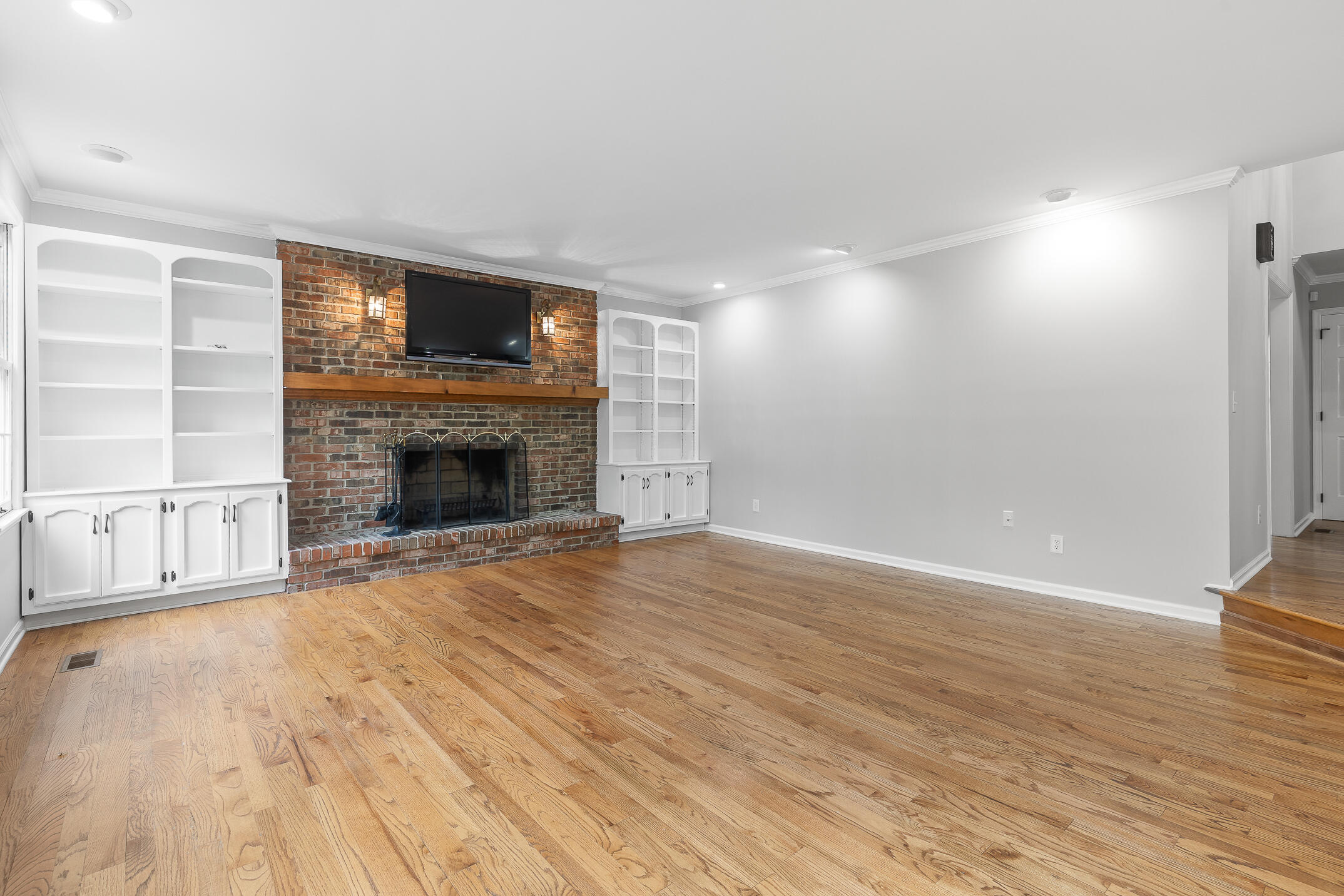 9216 Mountain Shadows Drive Chattanooga, TN 37421 - Photo 8 of 37 MtnShadows-5