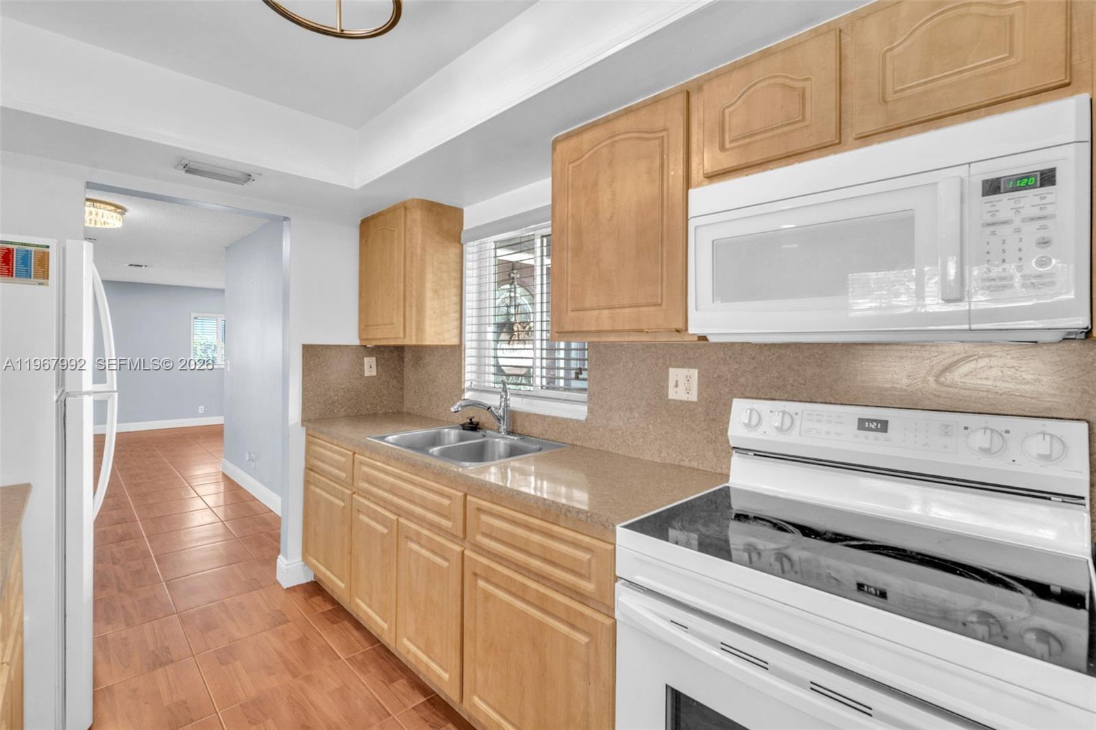4401 Northwest 14th Street Lauderhill, FL 33313 - Photo 11 of 29