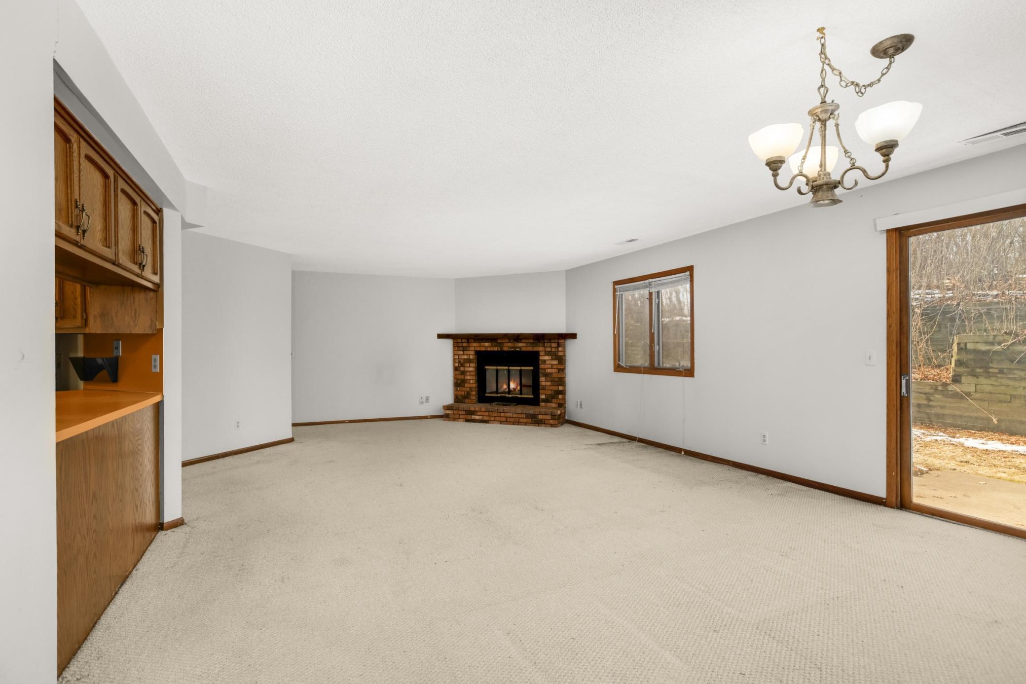 4185 Hilltop Point Eagan, MN 55123 - Photo 12 of 36