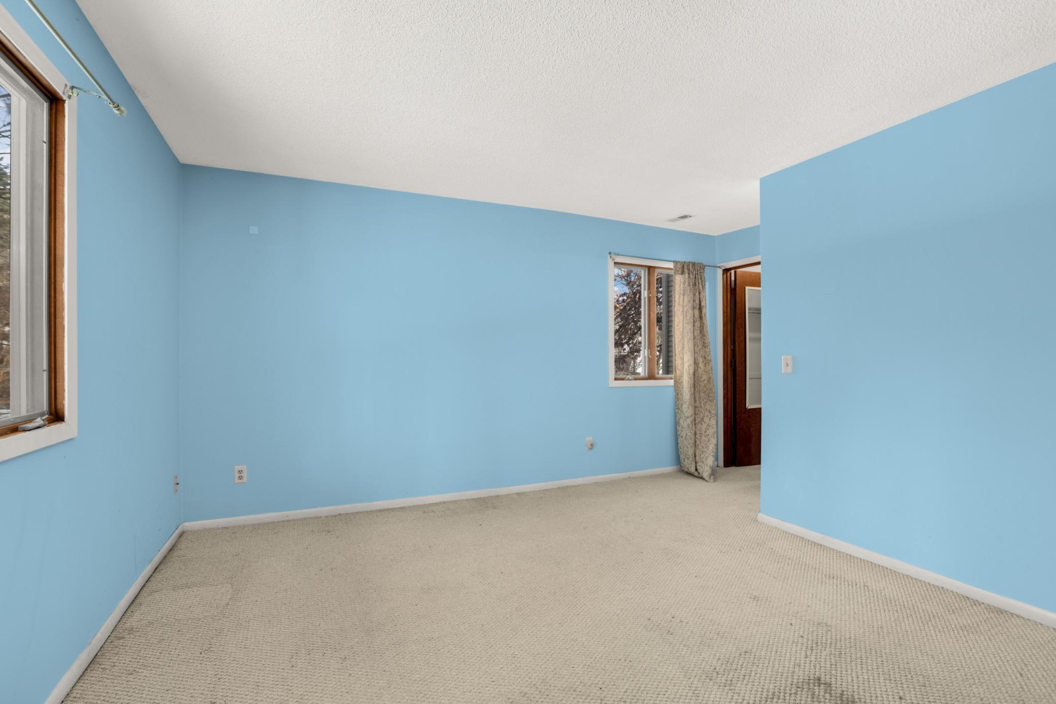 4185 Hilltop Point Eagan, MN 55123 - Photo 22 of 36