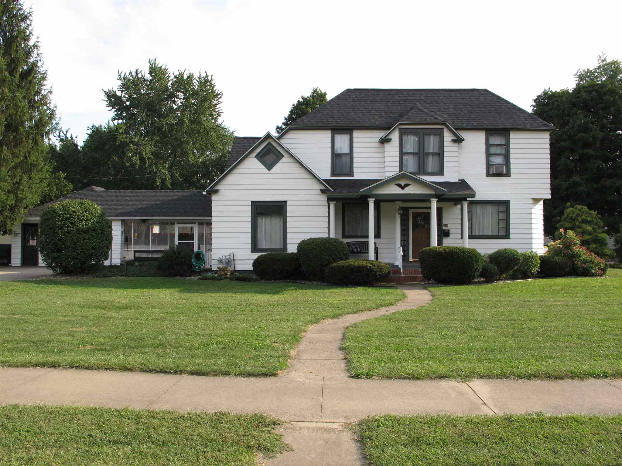 331 West 5th Street Rochester, IN 46975 - Photo 1 of 25