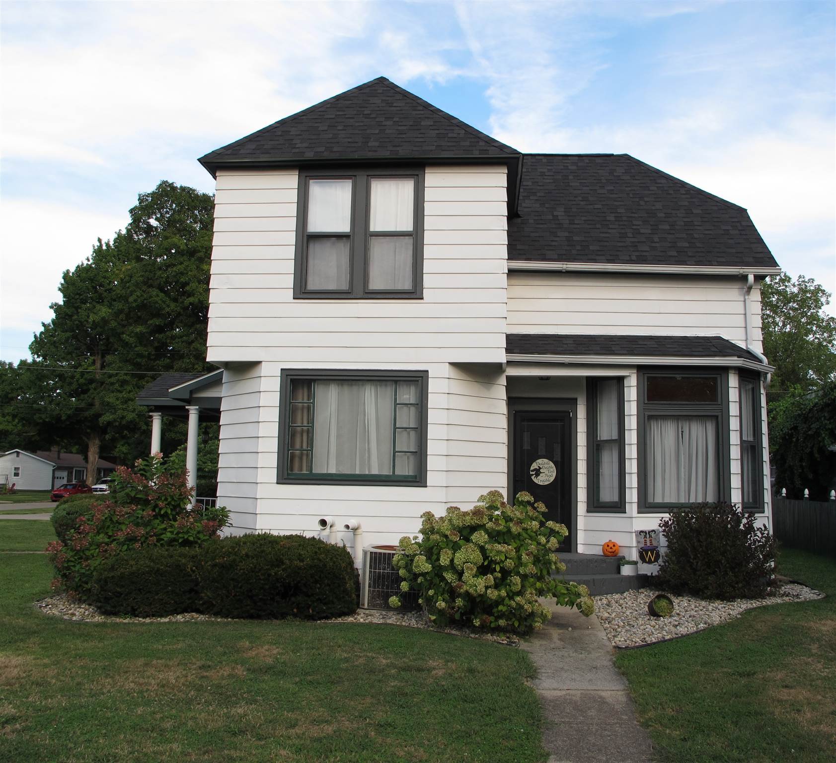 331 West 5th Street Rochester, IN 46975 - Photo 2 of 25