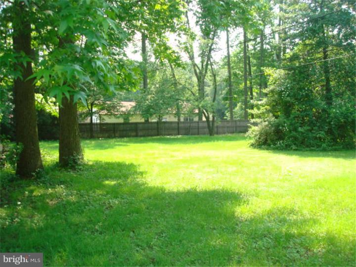 1276 Ford Road Bensalem, PA 19020 - Photo 3 of 20 Exterior Back