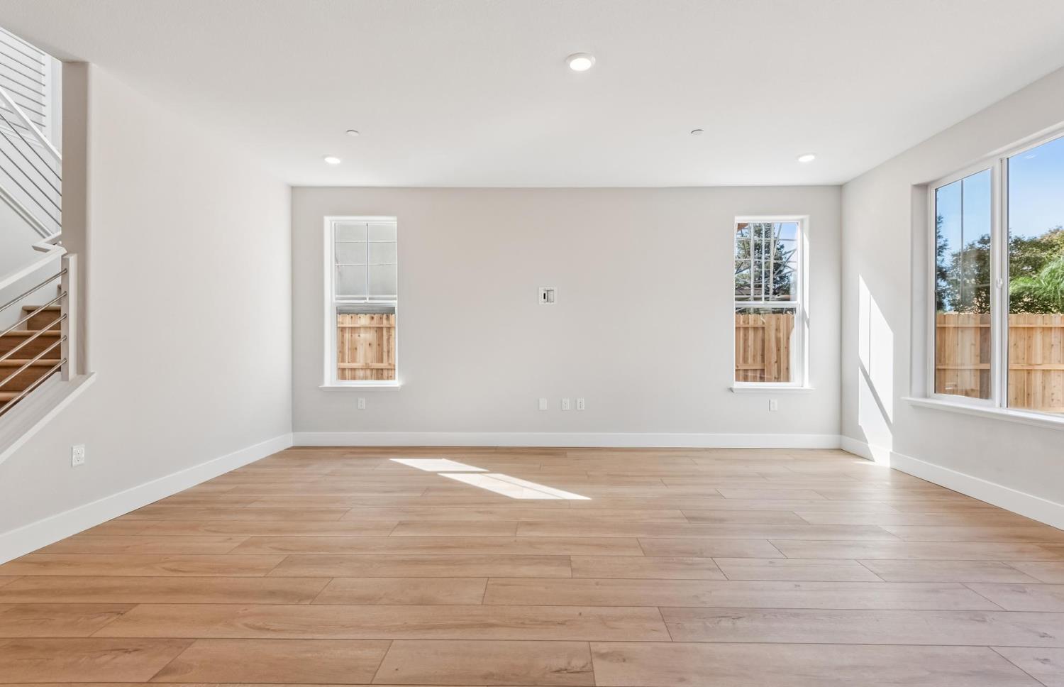 1390 Romey Drive Lincoln, CA 95648 - Photo 10 of 61 Gallery Image 10