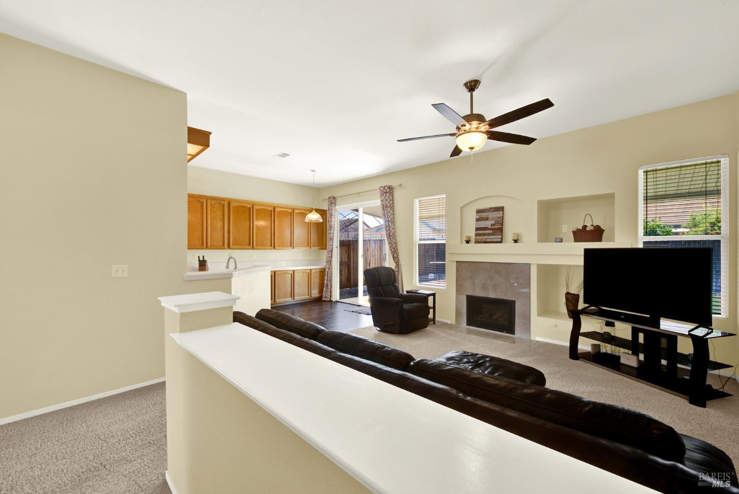 525 Schooner Ridge Drive Dixon, CA 95620 - Photo 11 of 48