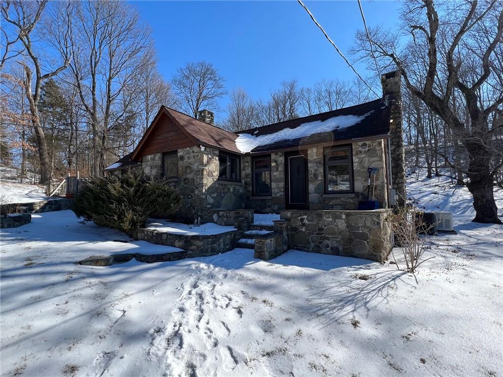 111 Oxford Road Chester, NY 10918 - Photo 1 of 1 Gallery Image 1