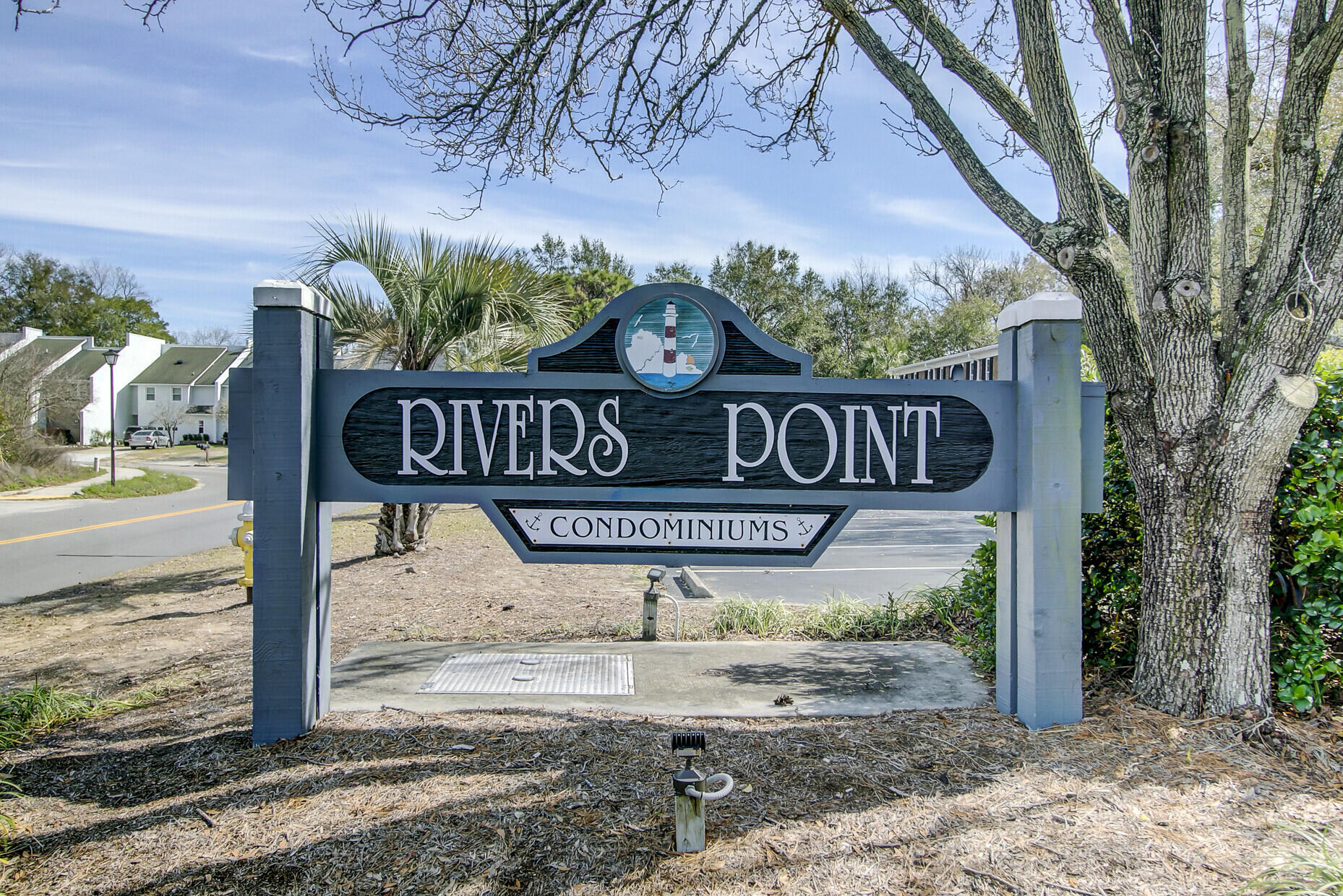 21 Rivers Point Row, Unit 4B Charleston, SC 29412 - Photo 18 of 26 21 Rivers Point Row 4B