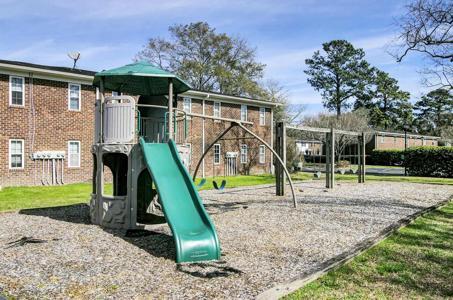 21 Rivers Point Row, Unit 4B Charleston, SC 29412 - Photo 22 of 26 21 Rivers Point Row 4B