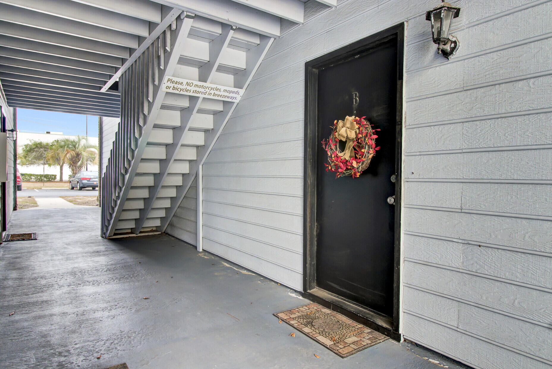 21 Rivers Point Row, Unit 4B Charleston, SC 29412 - Photo 4 of 26 21 Rivers Point Row 4B