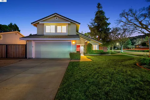 $1,399,000 | 7358 Elmwood Circle, Pleasanton, CA 94588
