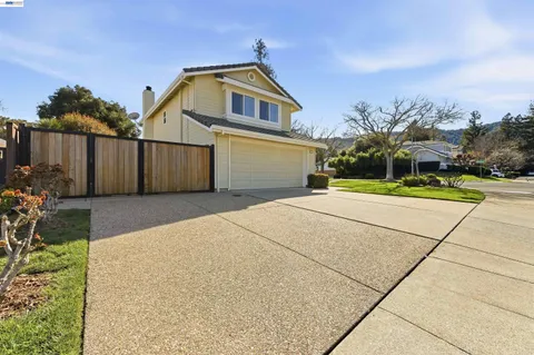 $1,399,000 | 7358 Elmwood Circle, Pleasanton, CA 94588