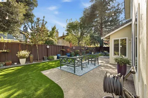 $1,399,000 | 7358 Elmwood Circle, Pleasanton, CA 94588