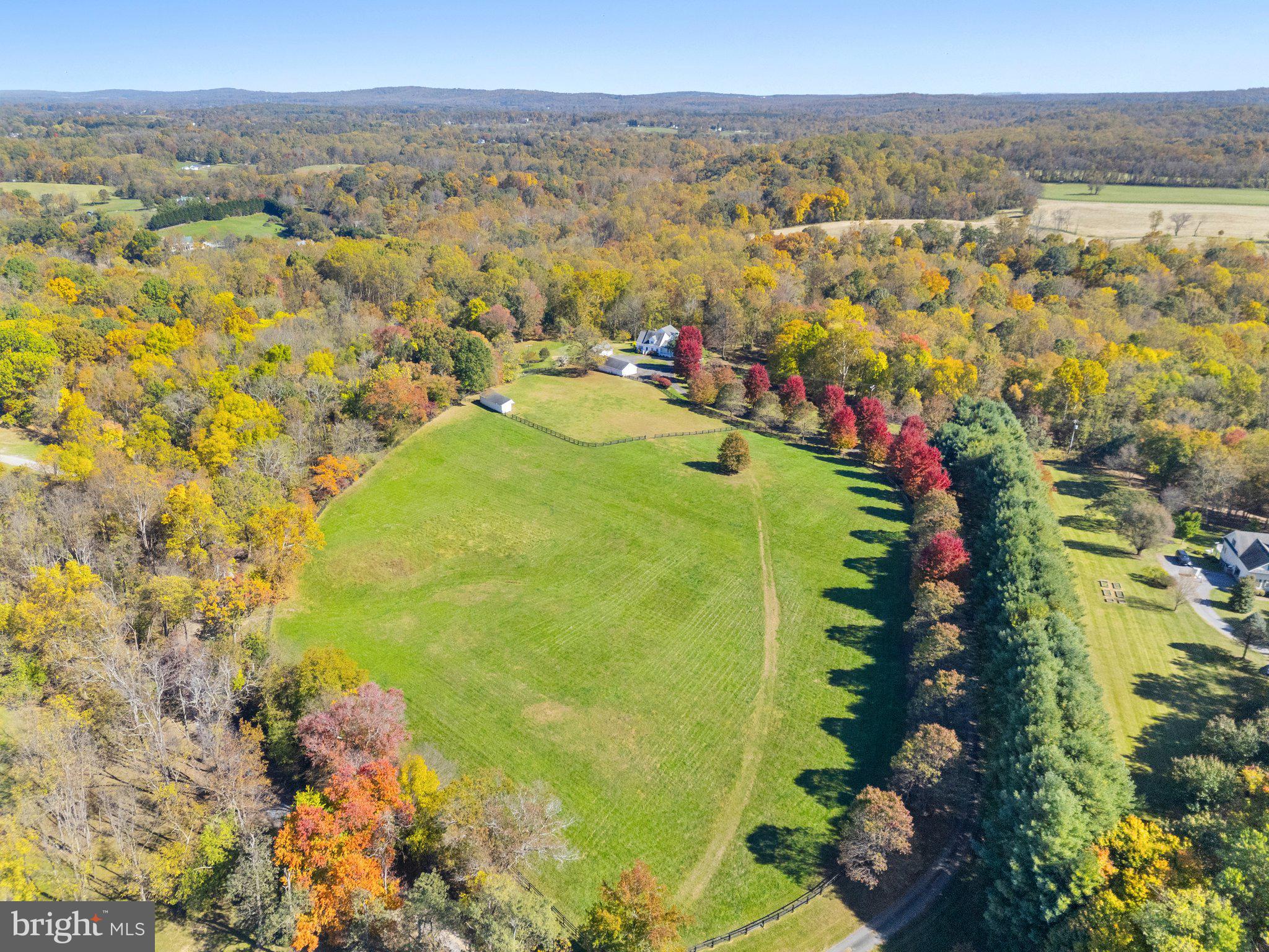 20960 Beaverdam Bridge Road Middleburg, VA 20117 - Photo 4 of 11 a view of lake and mountain