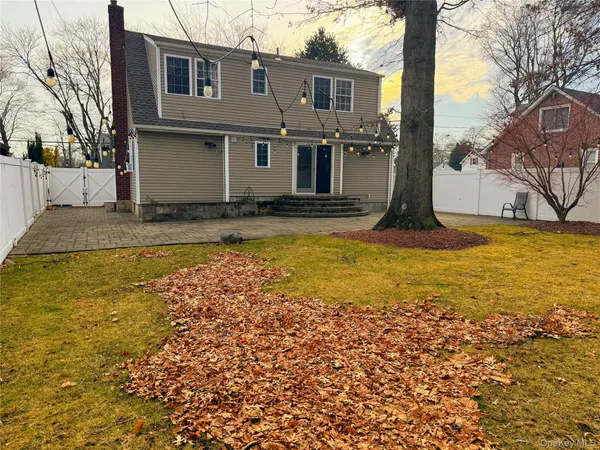 $2,800 | 7 Grange Street, Unit 2, Huntington, NY 11743