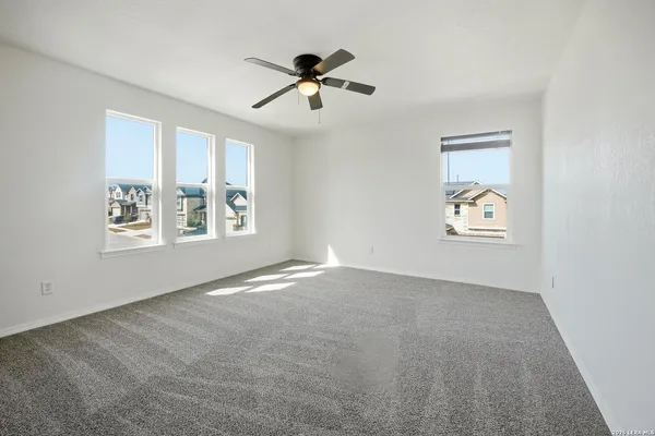 $319,990 | 9305 Devils River, Converse, TX 78109