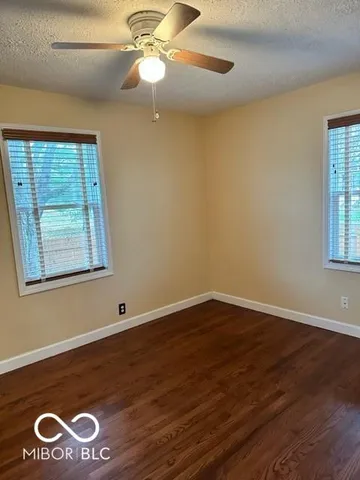 $1,600 | 10 Commerce Drive, Mooresville, IN 46158