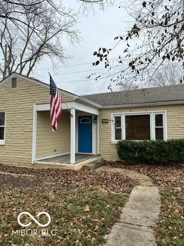 $1,600 | 10 Commerce Drive, Mooresville, IN 46158