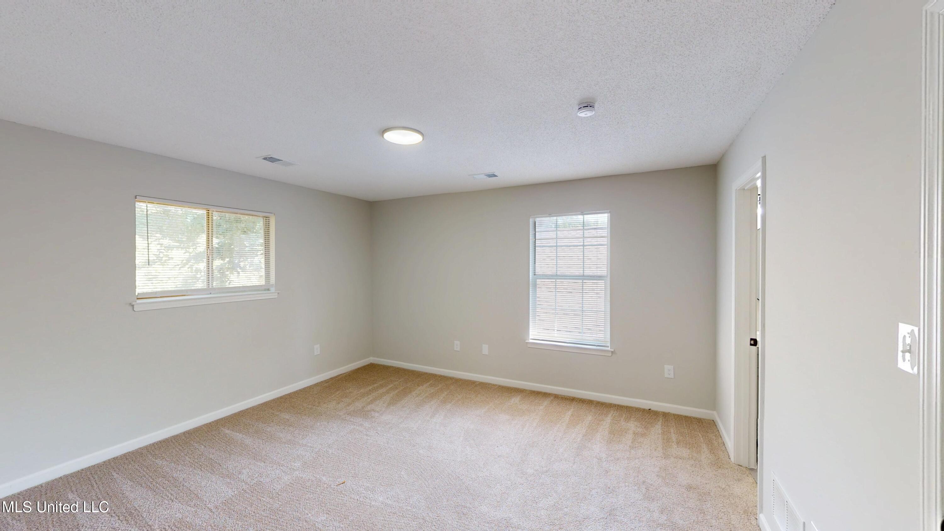 1071 Wilson Ridge Lake Cormorant, MS 38641 - Photo 23 of 31 1071-Wilson-Ridge-08152025_165203