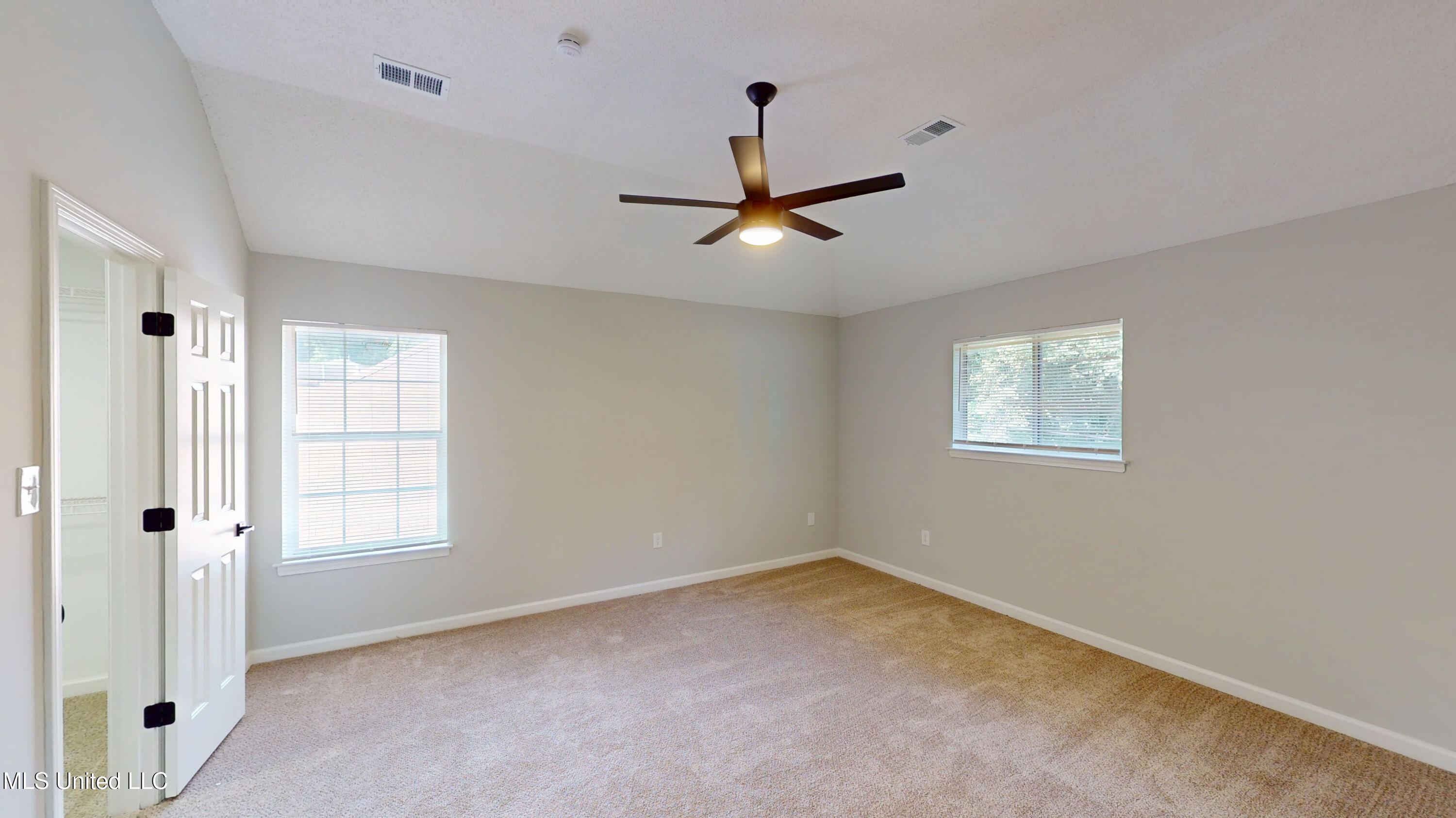 1071 Wilson Ridge Lake Cormorant, MS 38641 - Photo 25 of 31 08152025_173531