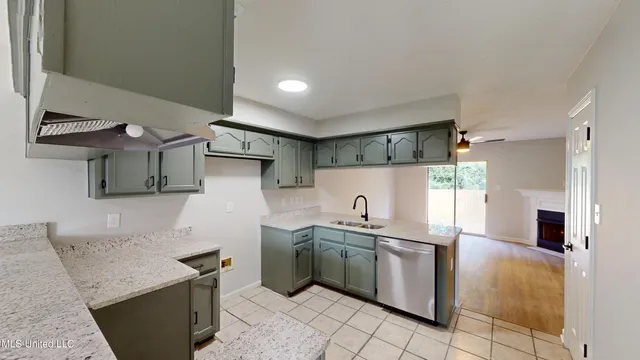 $244,900 | 1071 Wilson Ridge, Lake Cormorant, MS 38641