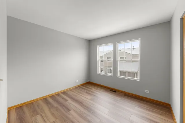 $2,499 | 21519 Cormorant Street, Crest Hill, IL 60403