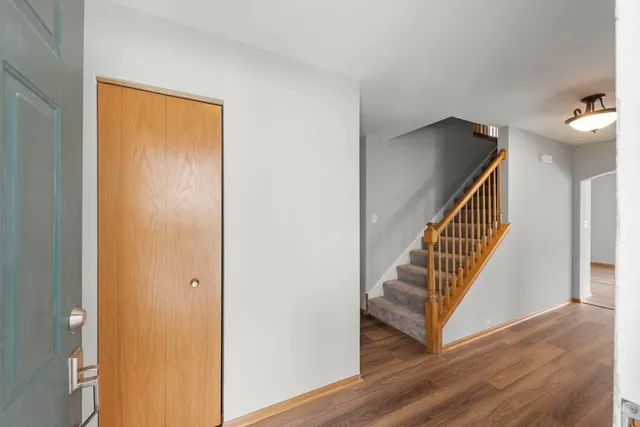 $2,499 | 21519 Cormorant Street, Crest Hill, IL 60403