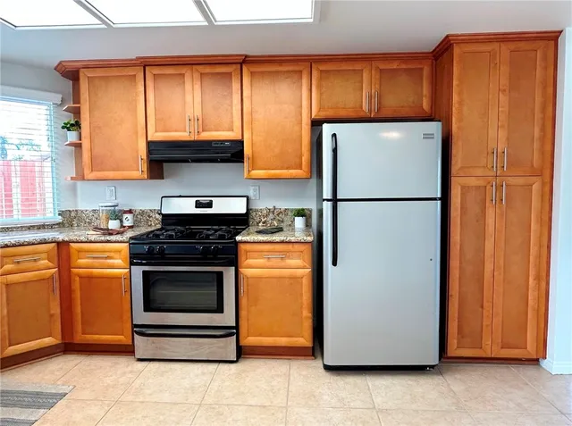 $3,400 | 44365 Foxtail Circle, La Quinta, CA 92253