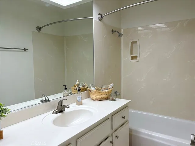 $3,400 | 44365 Foxtail Circle, La Quinta, CA 92253