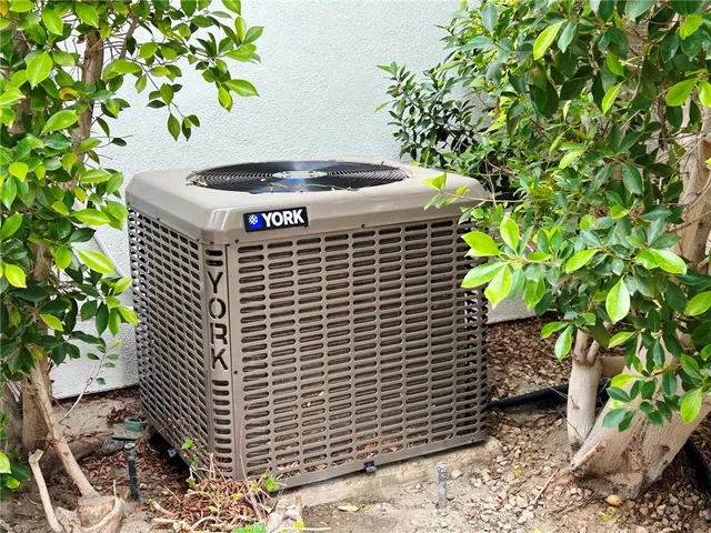 $3,400 | 44365 Foxtail Circle, La Quinta, CA 92253