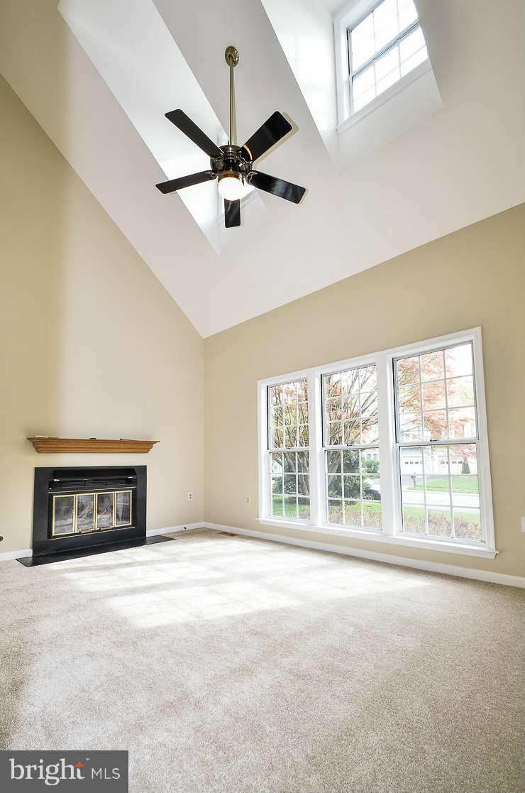 7942 Gambrill Court Springfield, VA 22153 - Photo 6 of 19 Living Room