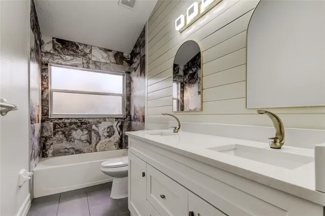 $699,900 | 9311 Heritage Oak Court, Tampa, FL 33647