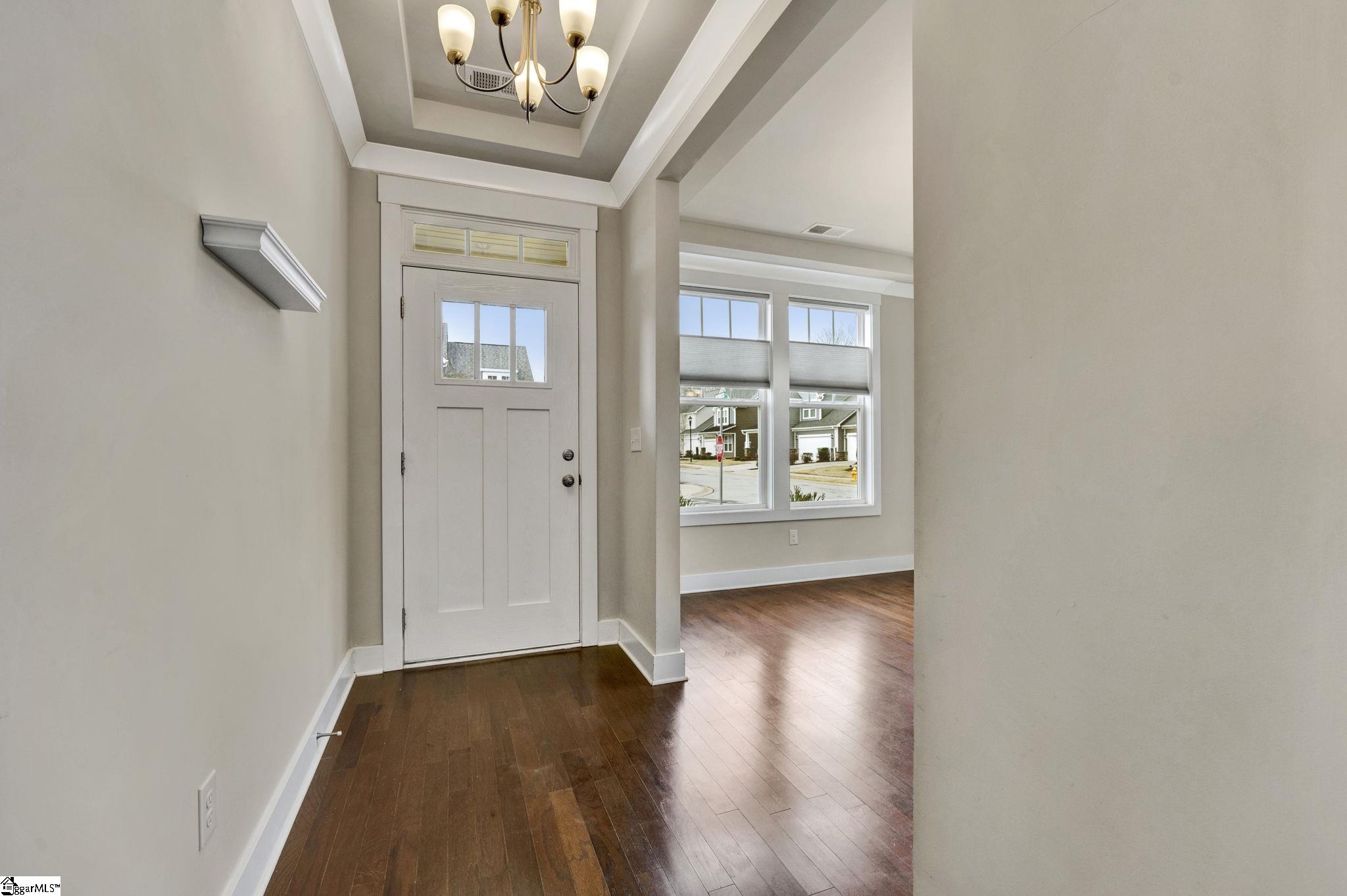 118 Parkland Drive Greenville, SC 29607 - Photo 4 of 36