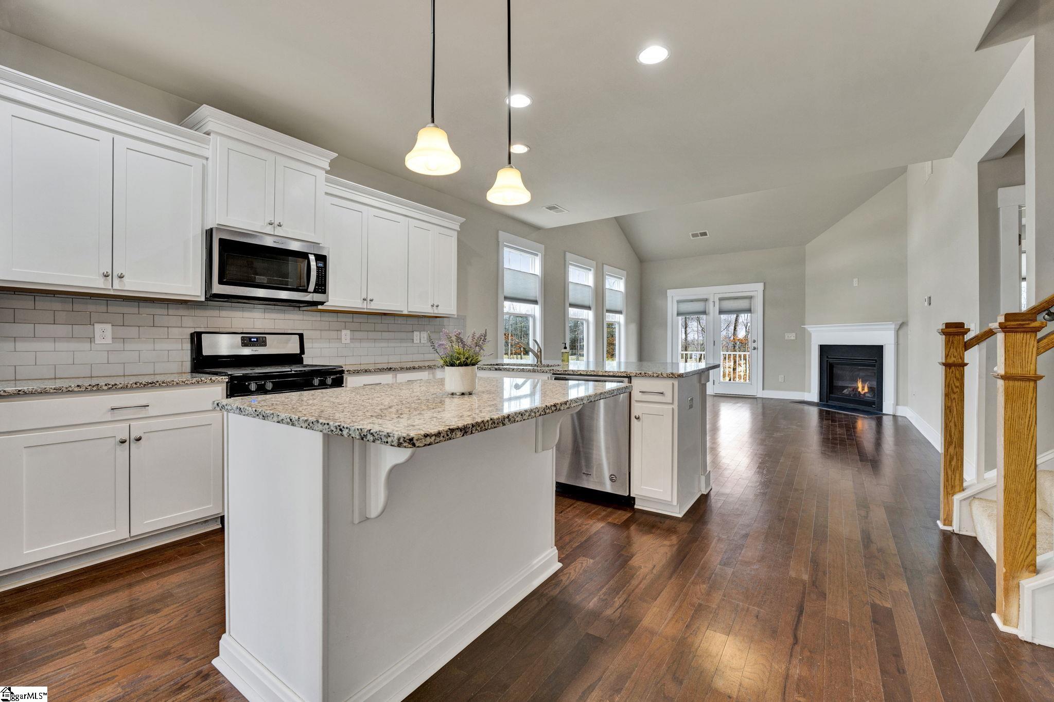 118 Parkland Drive Greenville, SC 29607 - Photo 9 of 36