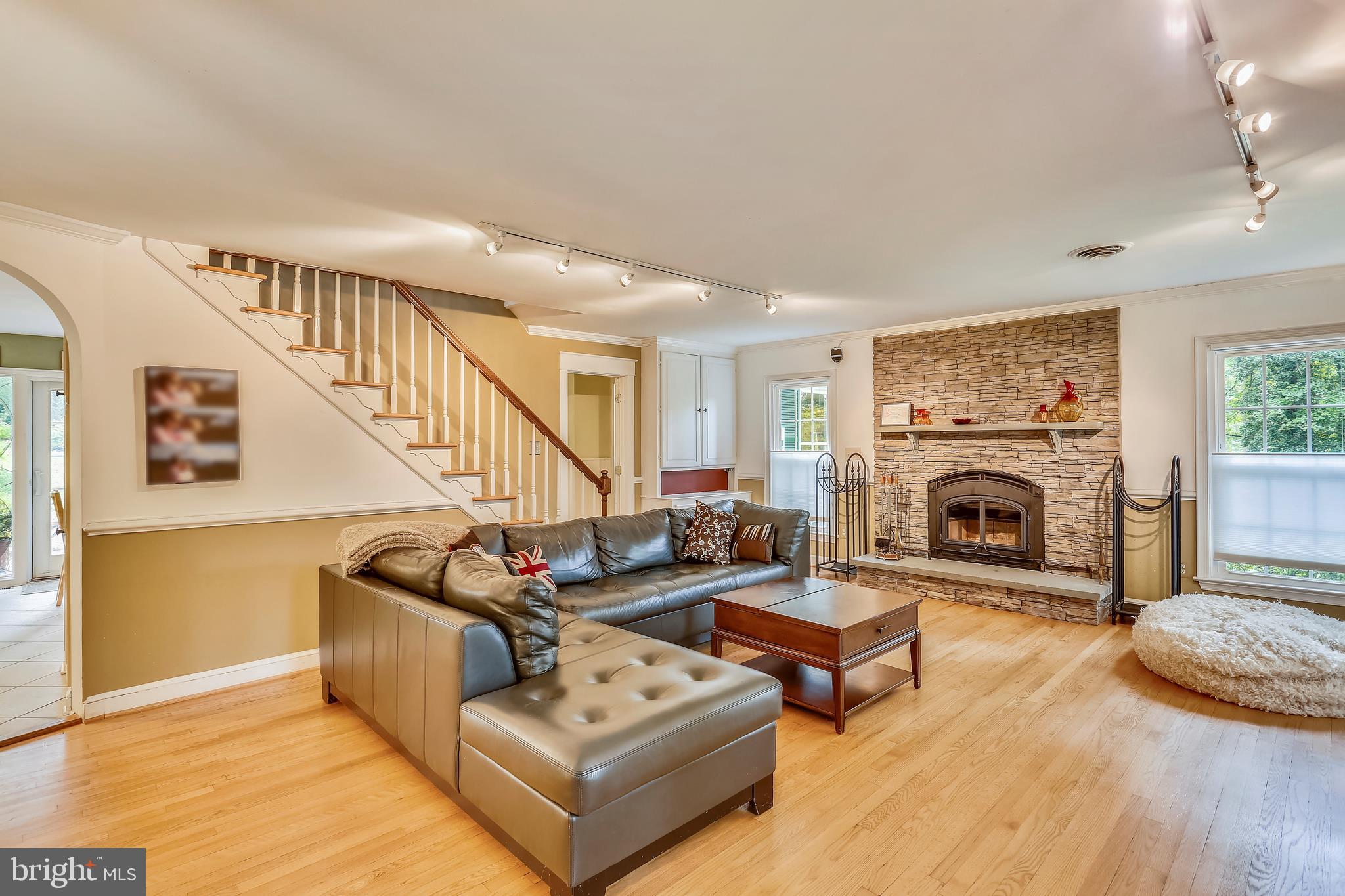 9420 Brink Road Laytonsville, MD 20882 - Photo 15 of 97 New high efficiency wood-burning fireplace