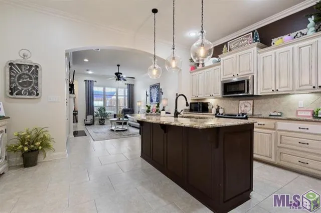 $345,000 | 5432 Courtyard Drive, Gonzales, LA 70737