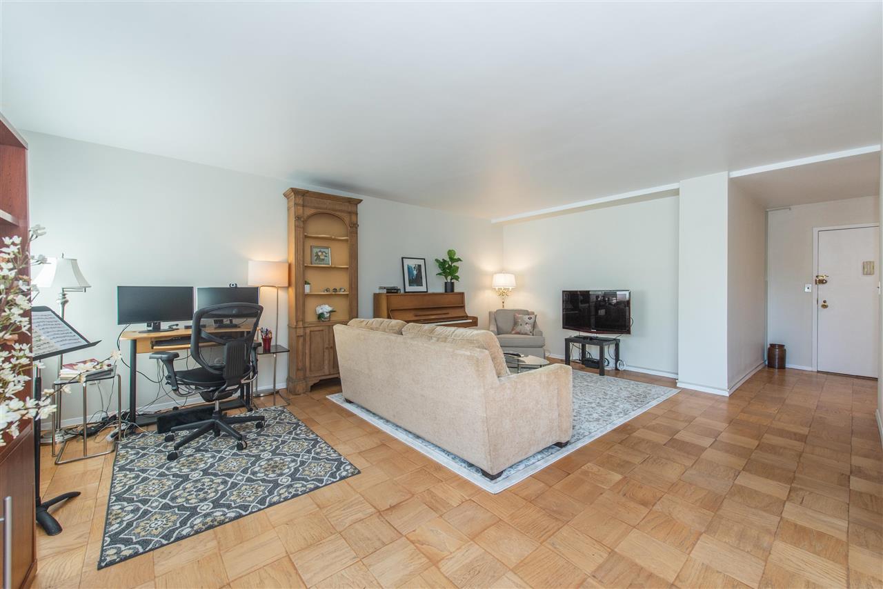 926 Bloomfield Avenue, Unit 4J Glen Ridge, NJ 07028 - Photo 4 of 22