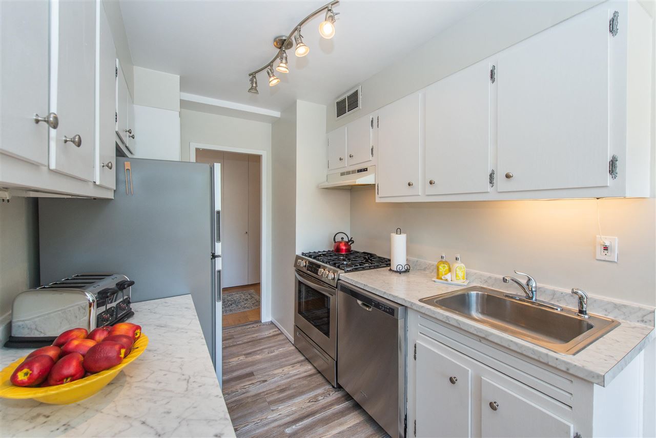 926 Bloomfield Avenue, Unit 4J Glen Ridge, NJ 07028 - Photo 8 of 22