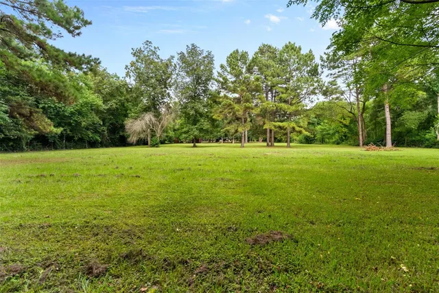 a view of outdoor space