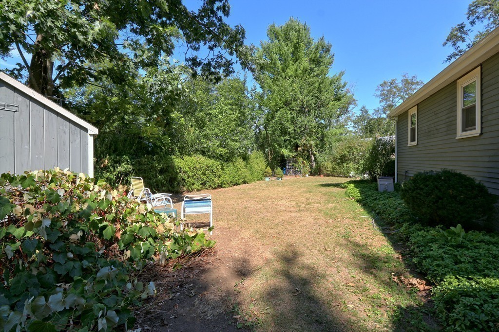 22 Sycamore Road Wayland, MA 01778 - Photo 28 of 30